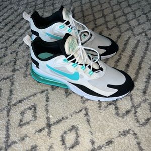 Nike Air Max 270 React